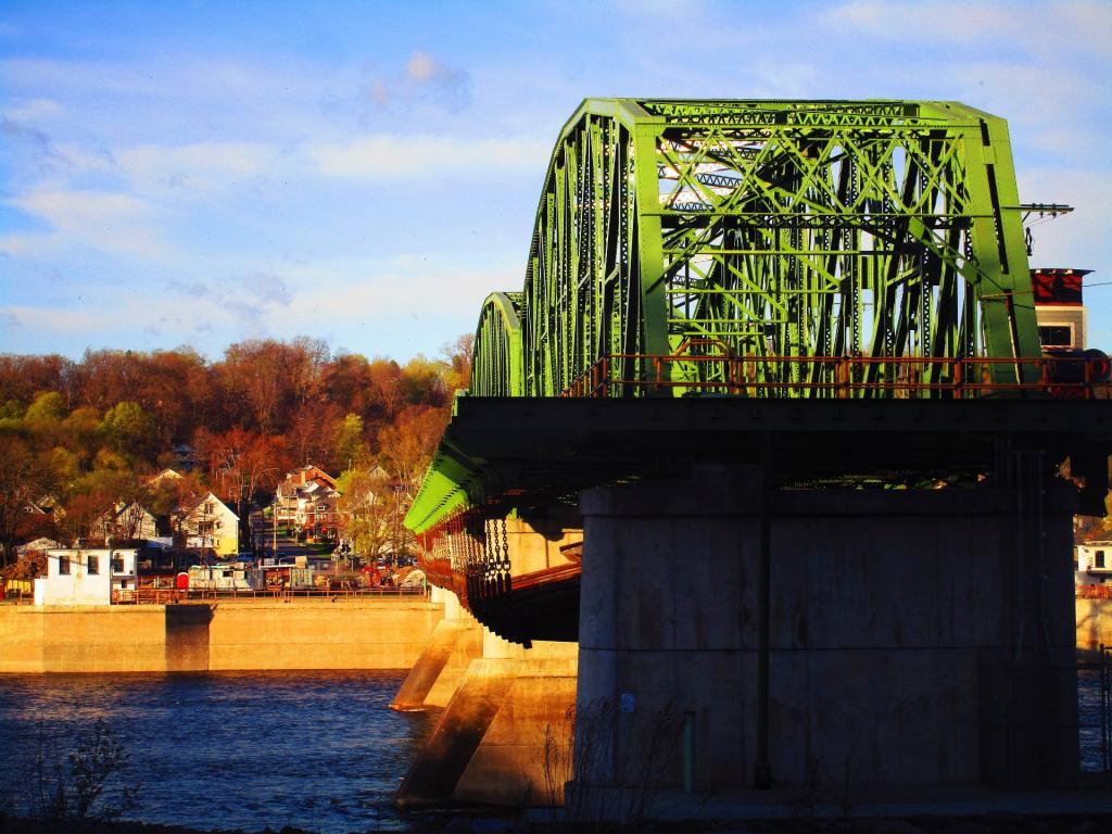 Photo: Lock 11 Bridge Dam Photo: Lock 11 Bridge Dam