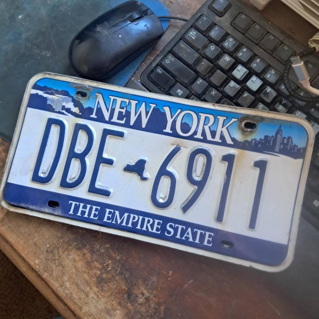 Photo: The license plates are off Big Red