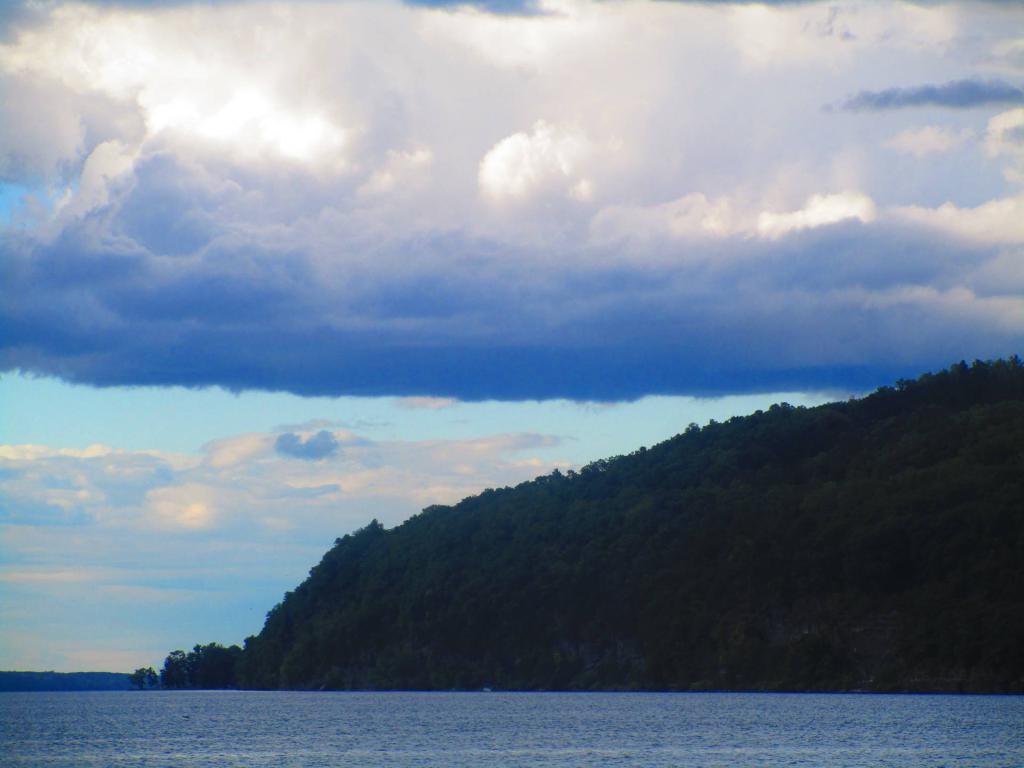 Photo: Low above Hector Cliffs