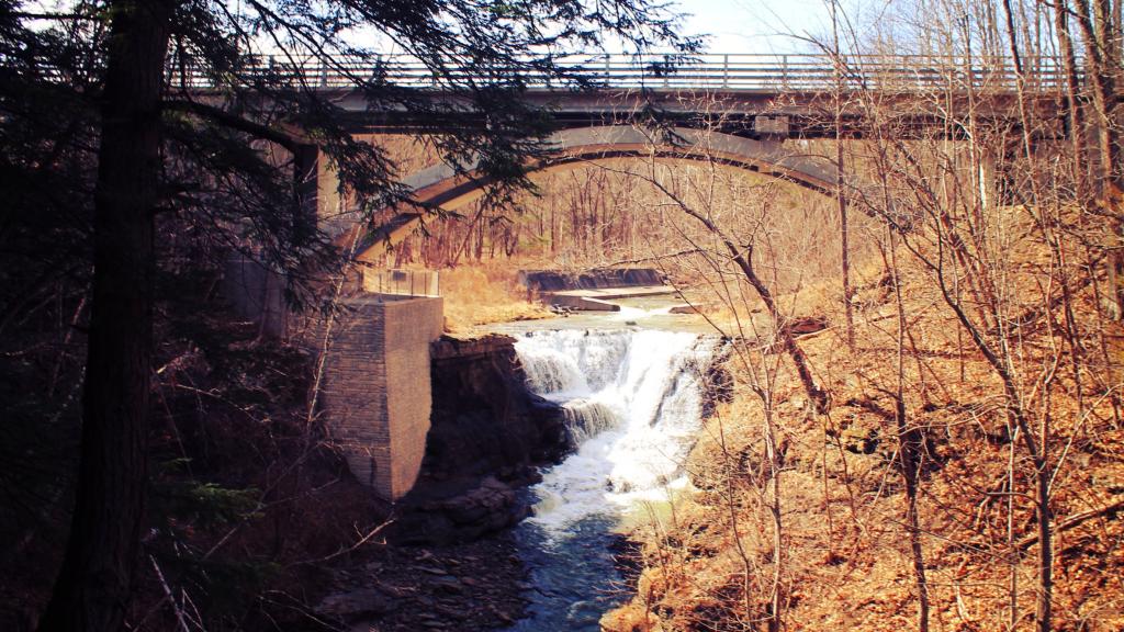 Photo: Upper Falls Photo: Upper Falls