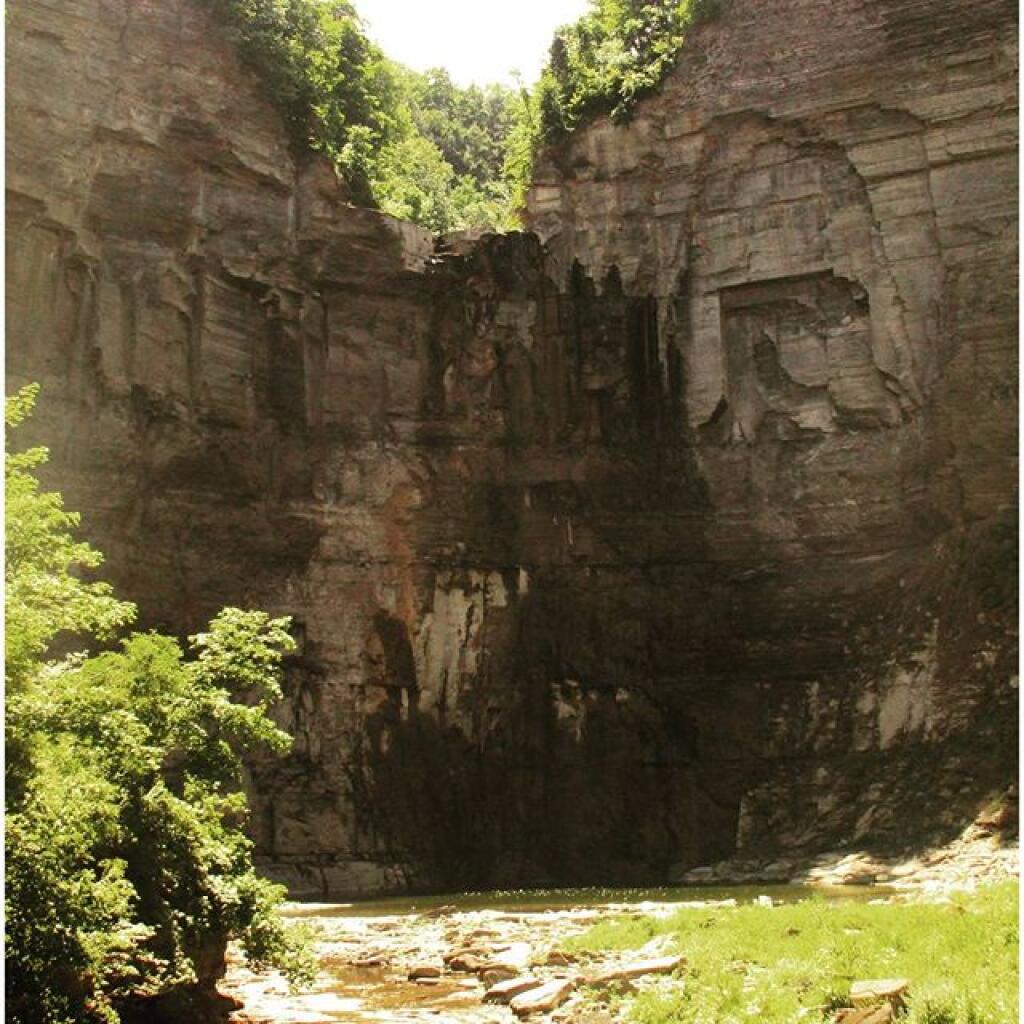 Photo: Taughannock Falls is but a trickle Photo: Taughannock Falls is but a trickle