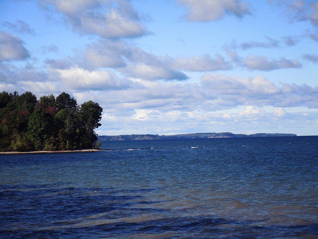 Photo: Bluffs Past Sodus Bay Photo: Bluffs Past Sodus Bay