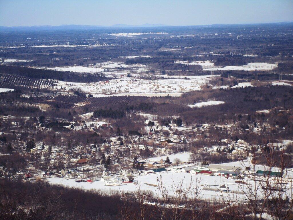 Photo: Altamont Photo: Altamont