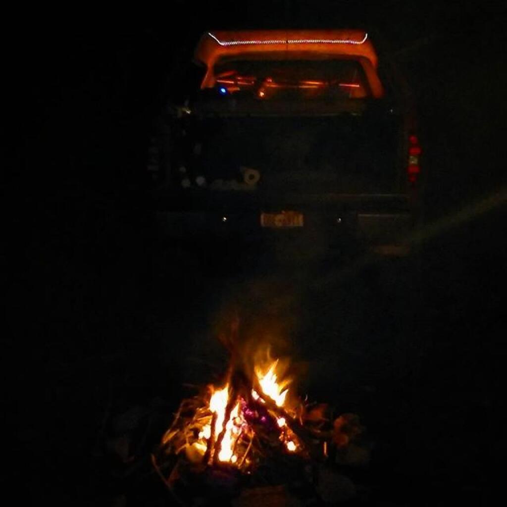 Photo: Tailgating