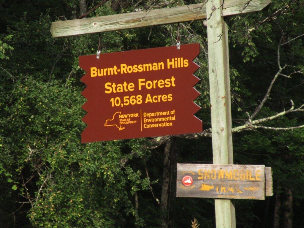 Photo: New Burnt Rossman Hills SF Sign Photo: New Burnt Rossman Hills SF Sign