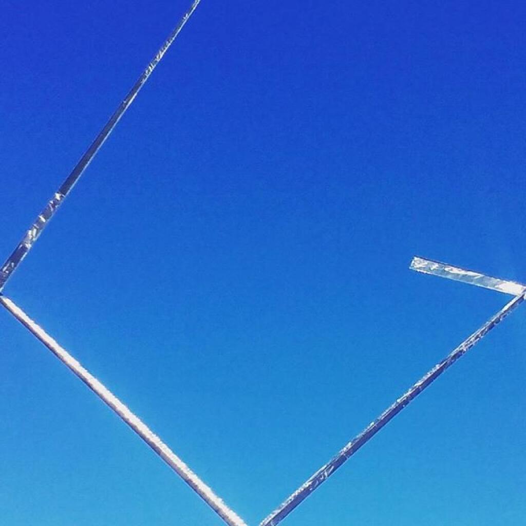 Photo: Two Lines Oblique
