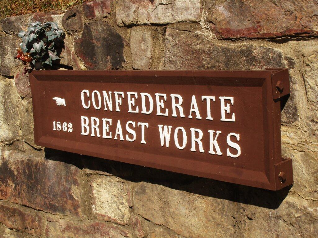 Photo: Confederate Breast Works