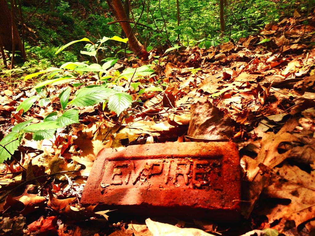 Photo: EMPIRE Brick Photo: EMPIRE Brick