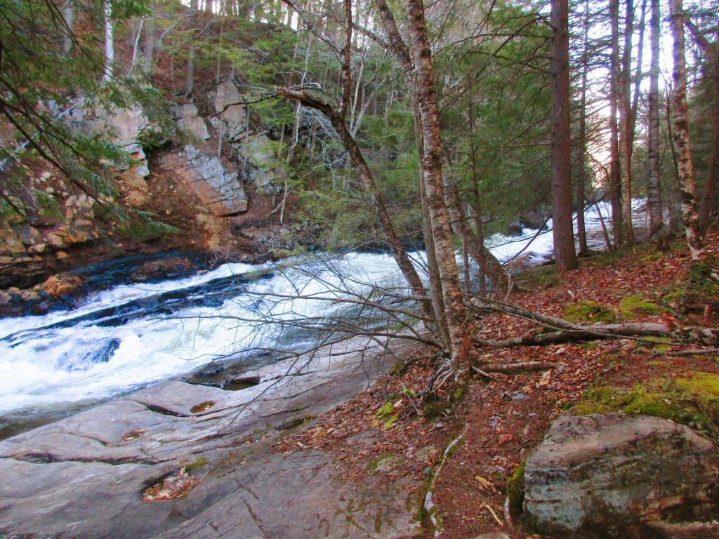 Photo: Austin Falls Photo: Austin Falls