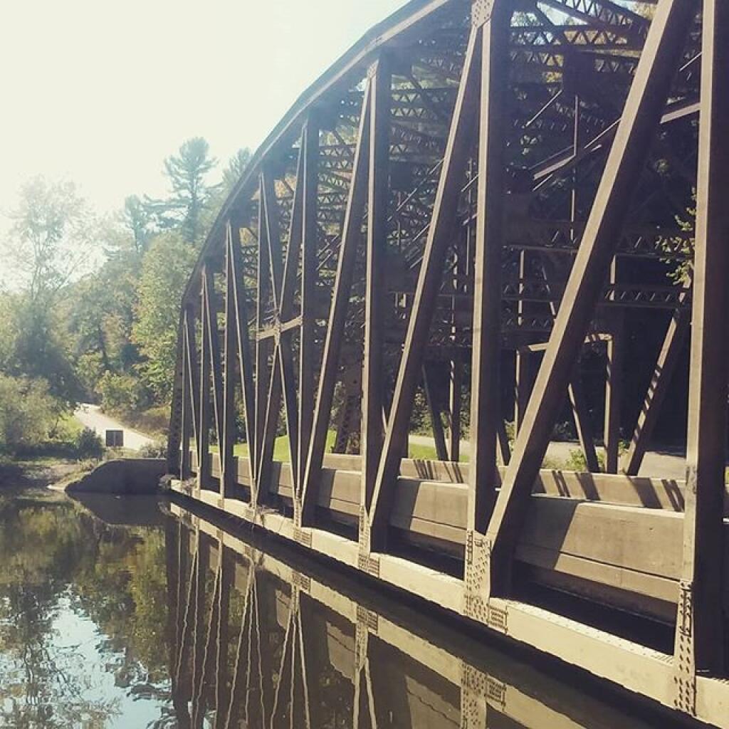 Photo: Nebraska Bridge is not underwater