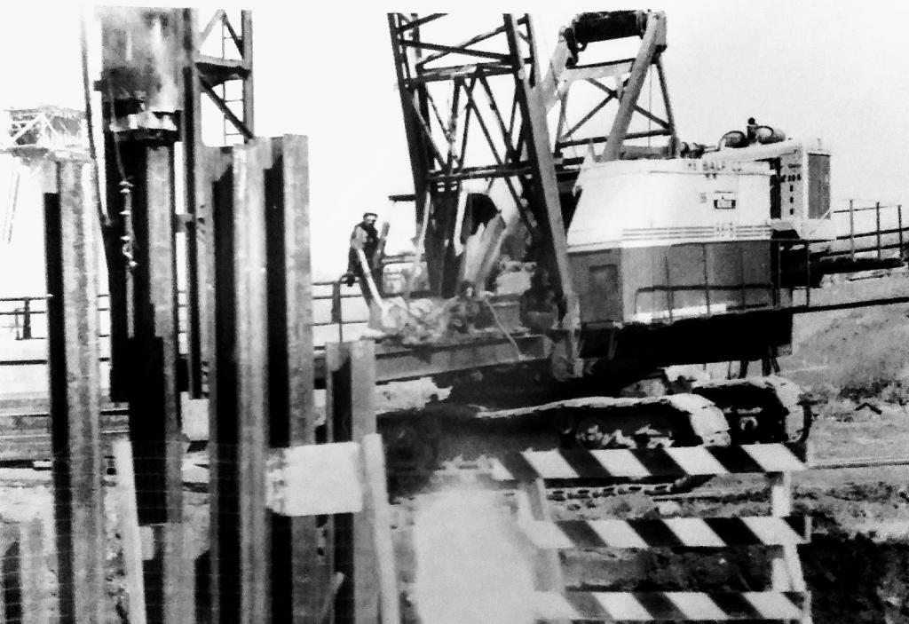 Photo: Driving piles through the Fort Orange ruins